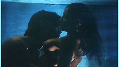 Pic: Maui Taylor in Ang huling birhen sa lupa (2003)