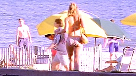 Pic: Joelle Carter in Swimming (2000)