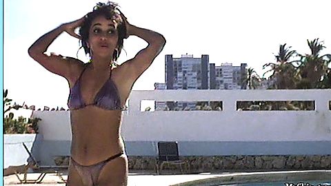 Pic: Kelly Jo Minter in Cat Chaser (1989)