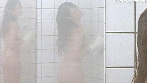 Pic: Ursula Buschhorn in Mit verbundenen Augen (1995)