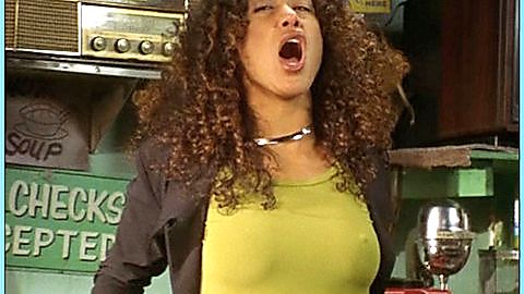 Pic: Chene Lawson in 100 Women (2002)