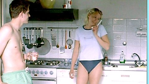 Pic: Trine Dyrholm in Bungalow (2002)