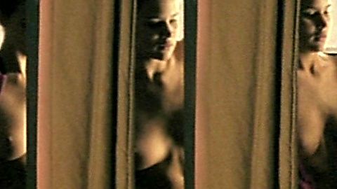 Pic: Marie Denarnaud in Les corps impatients (2003)