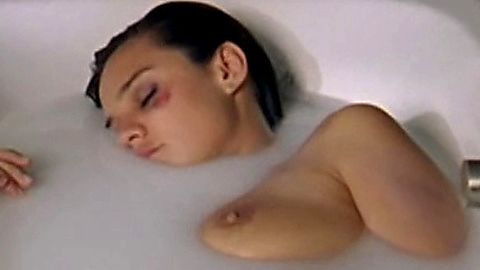 Pic: Marie Denarnaud in La vie en miettes (2011)
