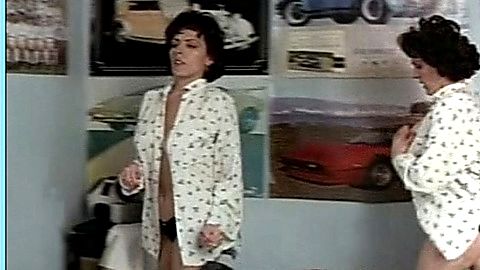Pic: Julieta Egurrola in Vintage Model (1992)