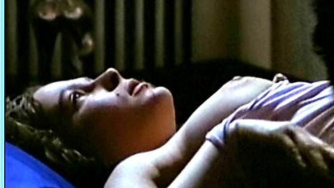 Pic: Katrin Bühring in Ein Mann fällt nicht vom Himmel (1998)