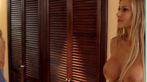 Pic: Michelle Ruben in Boat Trip (2002)