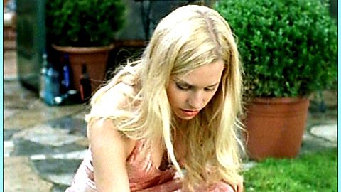 Pic: Julia Dietze in Mädchen Nr. 1 (2003)