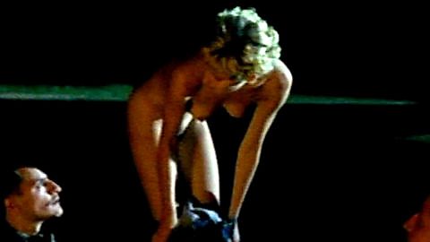 Pic: Cécile Richard in Nos vies heureuses (1999)