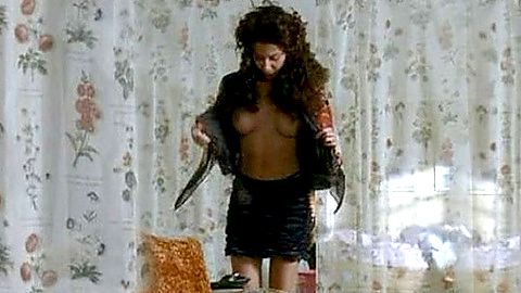 Pic: Idalis DeLeon in Six Feet Under (2001)