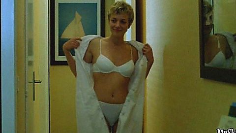 Pic: Alice Béat in Quelqu'un de bien (2002)