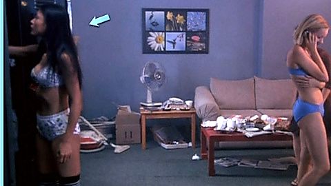 Pic: Kira Clavell in Rub & Tug (2002)