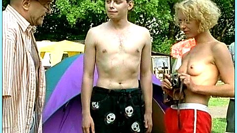 Pic: Beatrice Manowski in Und tschüss! (1995)