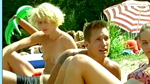 Pic: Beatrice Manowski in Und tschüss! (1995)