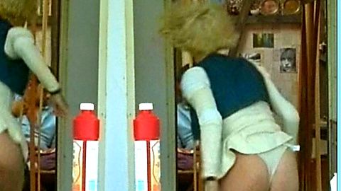 Pic: Beatrice Manowski in Und tschüss! (1995)