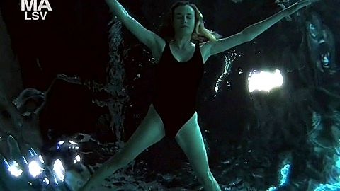 Pic: Diane Kruger in The Bridge