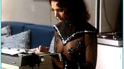 Pic: Nadiuska  in Siete chicas peligrosas (1978)