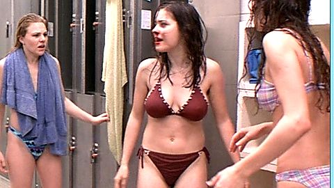 Pic: Sarah Lind in Punch (2002)