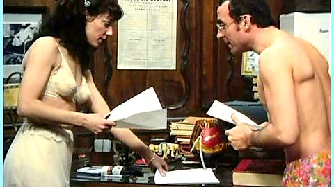 Pic: Bernadette Lafont in Une belle fille comme moi (1972)