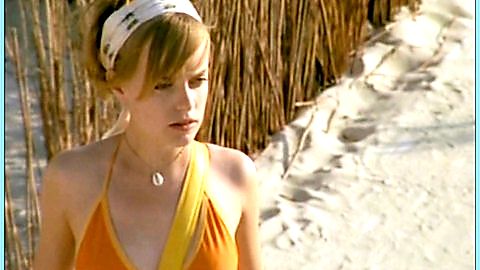 Pic: Friederike Kempter in Beach Boys - Rette sich wer kann (2003)
