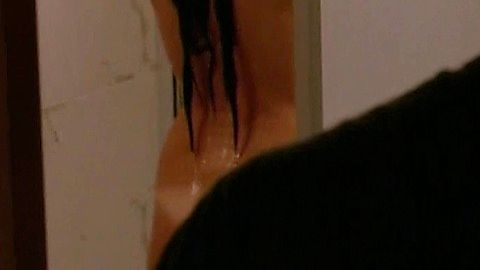 Pic: Vanessa Ferlito in Graceland