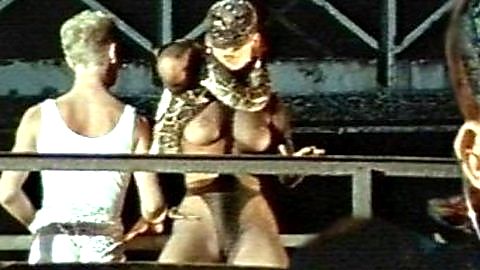 Pic: Stephanie Philipp in Die Spur führt ins Verderben (1993)