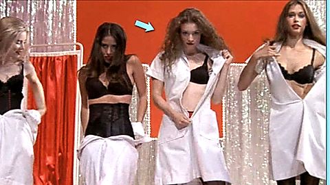 Pic: Lisa Brenner in Sex and a Girl (2001)