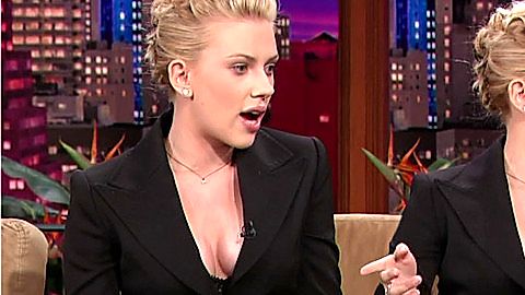 Pic: Scarlett Johansson in The Tonight Show with Jay Leno (1992)