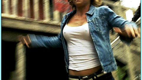 Pic: Kelly Carlson in The Marine (2006)