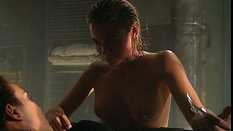 Pic: Kelly Carlson in Starship Troopers 2 (2004)