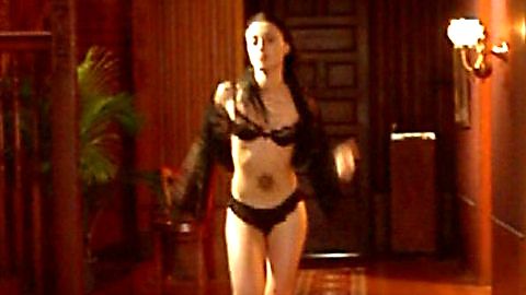 Pic: Mariangela Spiezia in WatchUsDie.com (2001)