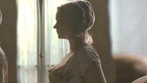 Pic: Sophie Quinton in La Nourrice (2004)