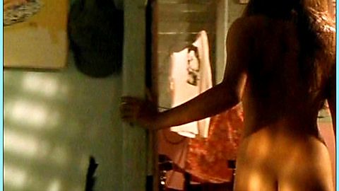 Pic: Mandala Tayde in Klinik unter Palmen (1996)
