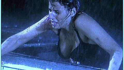 Pic: Elena Uhlig in The Pool (2001)