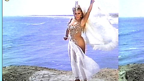 Pic: Silvia Pinal in 24 horas de placer (1969)