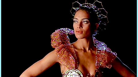 Pic: Kristen Wilson in The Pompatus of Love (1996)