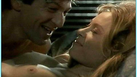 Pic: Valérie Steffen in Sauf votre respect (1989)