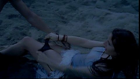 Pic: Elsa Pataky in Máncora (2008)