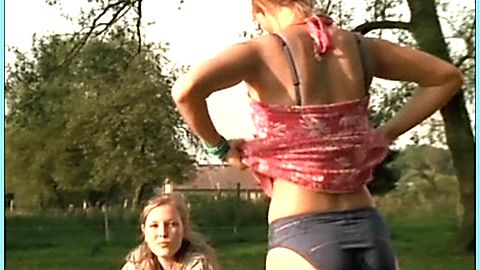 Pic: Vera Baranyai in Liebling, bring die Hühner ins Bett (2002)