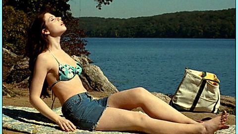 Pic: Michelle Trachtenberg in Beautiful Ohio (2006)