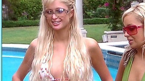 Pic: Paris Hilton in The Simple Life (2003)