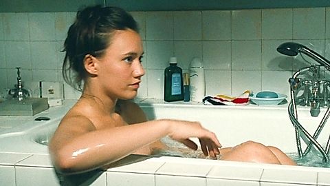 Pic: Marie Ravel in The Bait (1995)