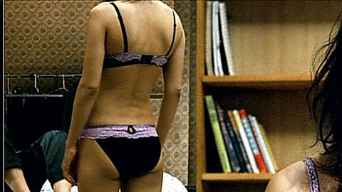 Pic: Yoon Ji-hye in No Mercy for the Rude (2006)