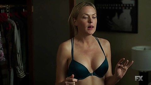 Pic: Elaine Hendrix in Sex&Drugs&Rock&Roll (2015)