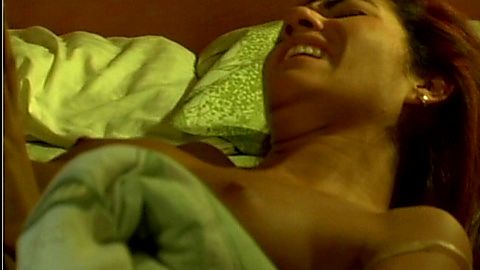 Pic: Alexa Castillo in Sí desearás la mujer de tu narco (2005)
