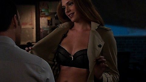 Pic: Amanda Righetti in The Mentalist (2008)