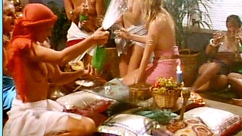 Pic: Heidi Paine in Emmanuelle 5 (1987)