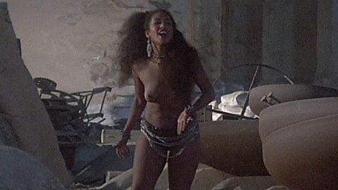 Pic: Marsha A. Hunt in Howling II: Your Sister Is a Werewolf (1985)