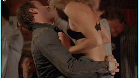 Pic: Amy Ferguson in Garden State (2004)