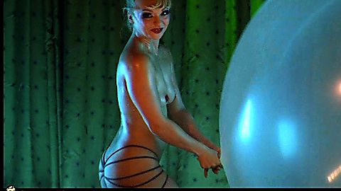 Pic: Julie Atlas Muz in Bored to Death (2009)